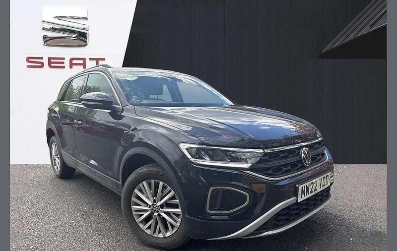 Used VW T-Roc Life 147 HP (108 kW) 2022 Black SUV