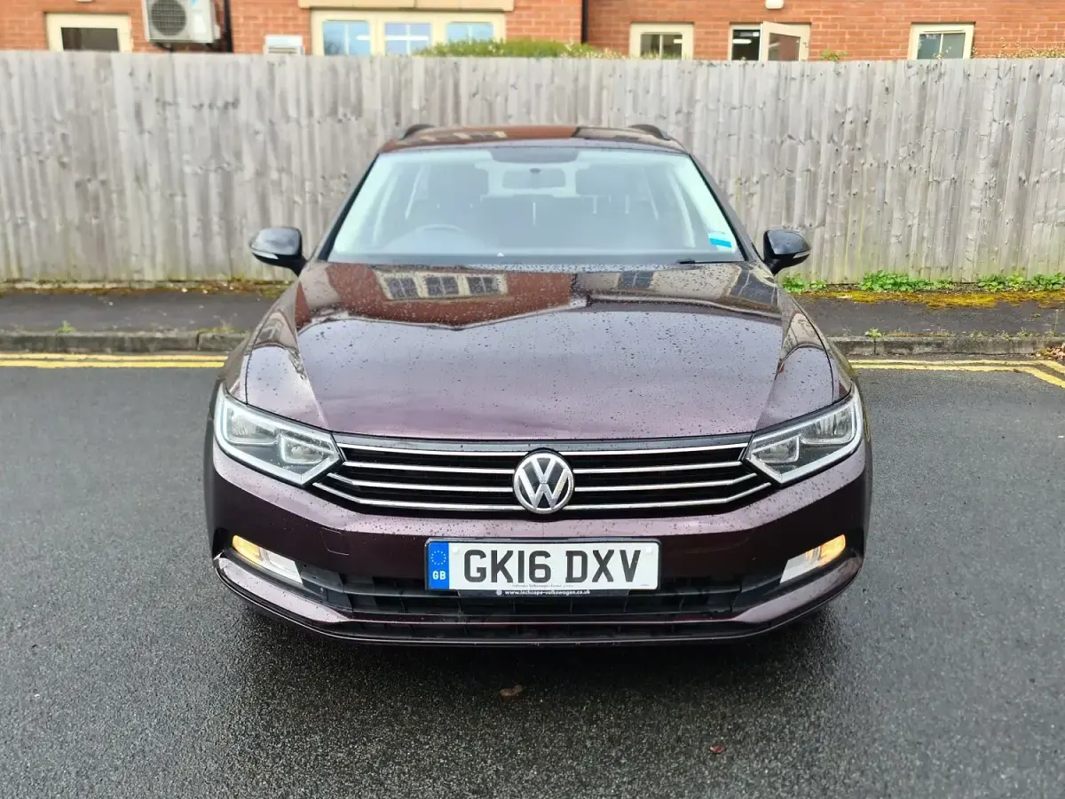 Used VW Passat S 2016 Red Estate