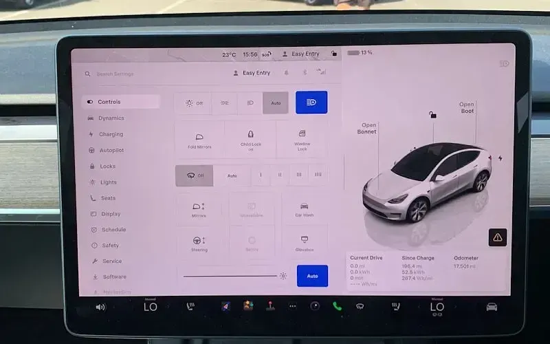 Used Tesla Model Y Long Range AWD 286 kW (389 HP) 2022 White SUV