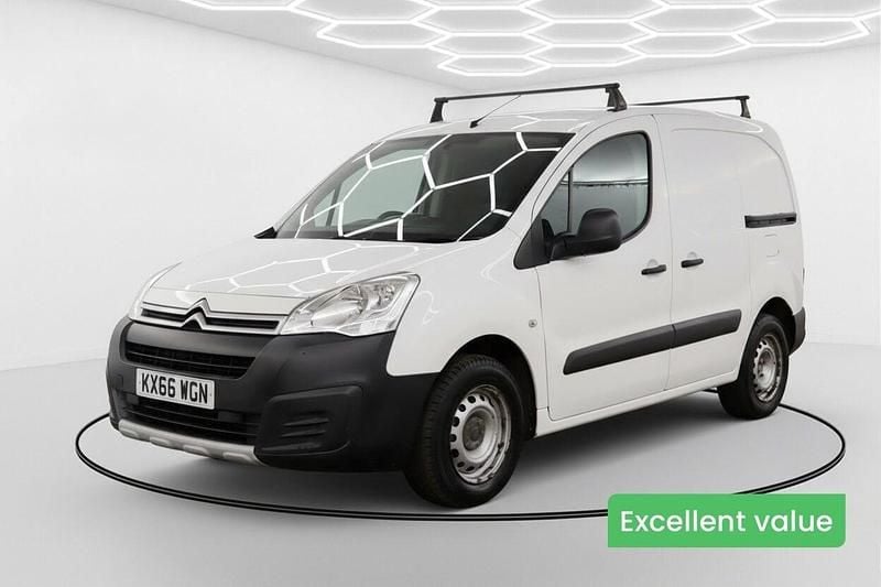 Used Citroën Berlingo XTR 100 HP (73 kW) 2016 White MPV