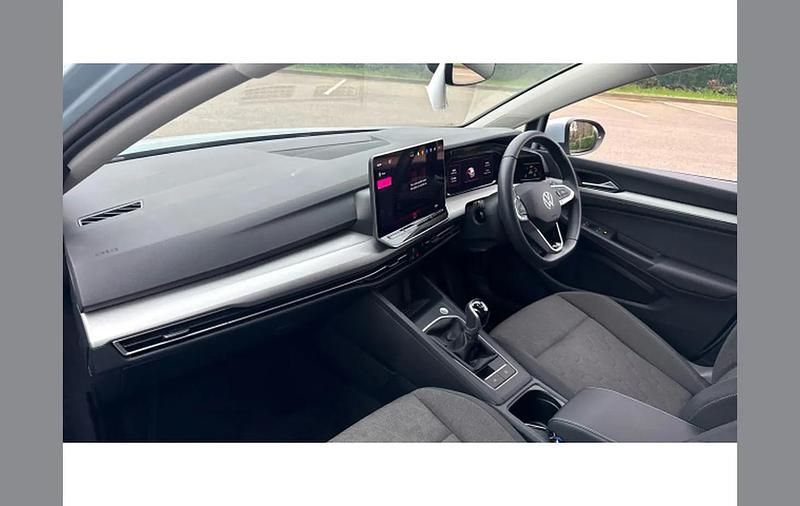 Used VW Golf VIII Match 115 HP (84 kW) 2024 Blue Hatchback