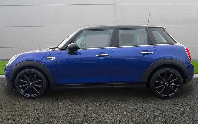Used Mini Cooper Hatch 136 HP (100 kW) 2018 Blue Hatchback