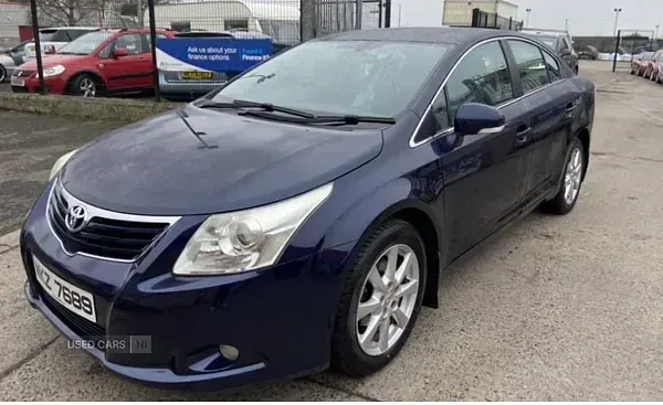 Used Toyota Avensis 143 HP (105 kW) 2009 Blue Sedan