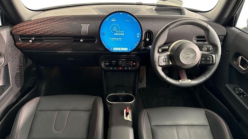 Used Mini Cooper Hatch 154 HP (113 kW) 2024 Black Hatchback