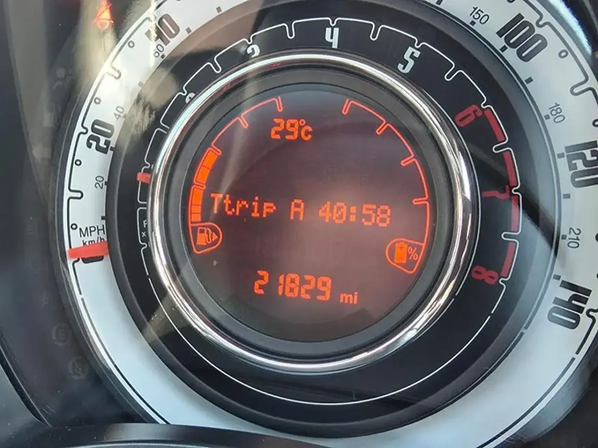 Used Fiat 500 Lounge 70 HP (51 kW) 2020 Blue Hatchback