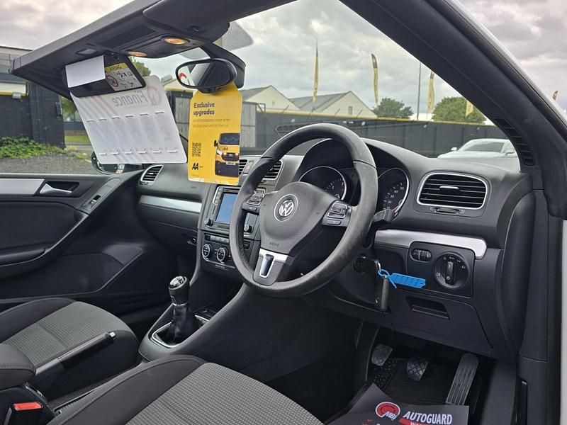 Used VW Golf Cabriolet SE 150 HP (110 kW) 2015 White Cabriolet