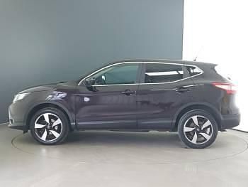 Used Nissan Qashqai N-Connecta 115 HP (84 kW) 2016 Black SUV