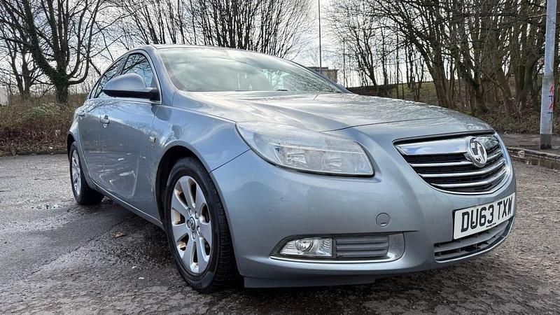 Used Vauxhall Insignia 160 HP (117 kW) 2013 Silver Hatchback