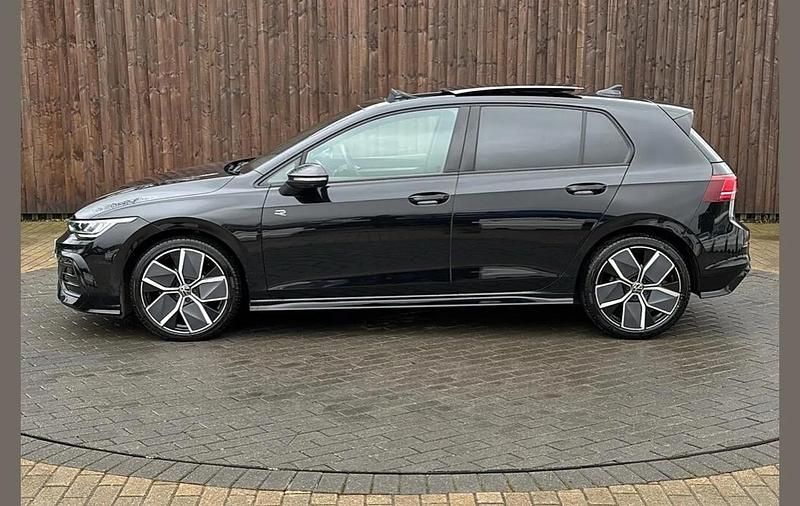 Used VW Golf VIII R-line 150 HP (110 kW) 2025 Black Hatchback