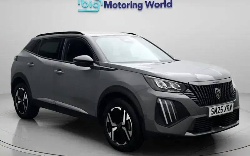 Used Peugeot 2008 Allure 131 HP (96 kW) 2024 Grey SUV