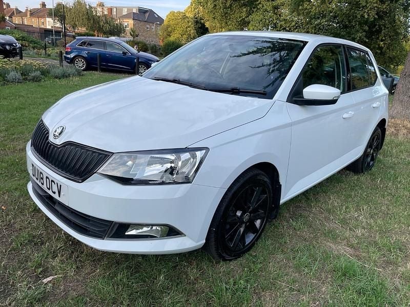 Used Skoda Fabia 2018 White Hatchback