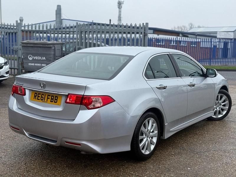 Used Honda Accord ES 2011 Silver Sedan
