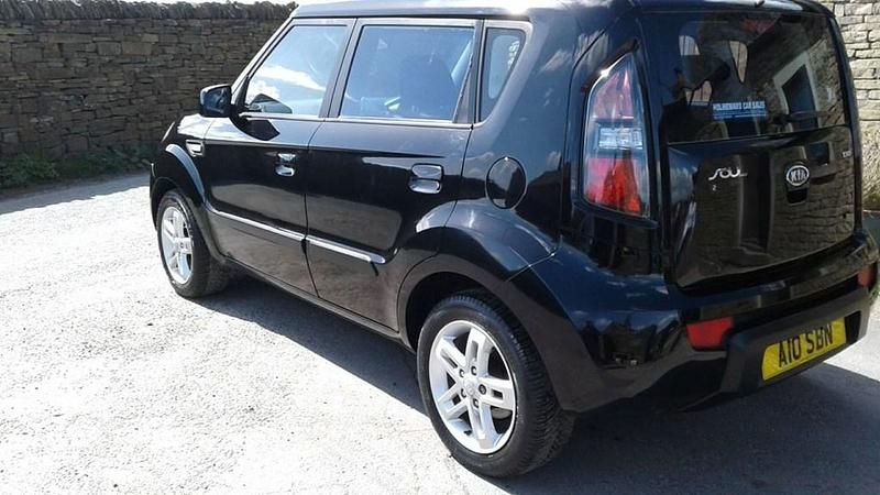 Used Kia Soul 126 HP (92 kW) 2010 Black SUV