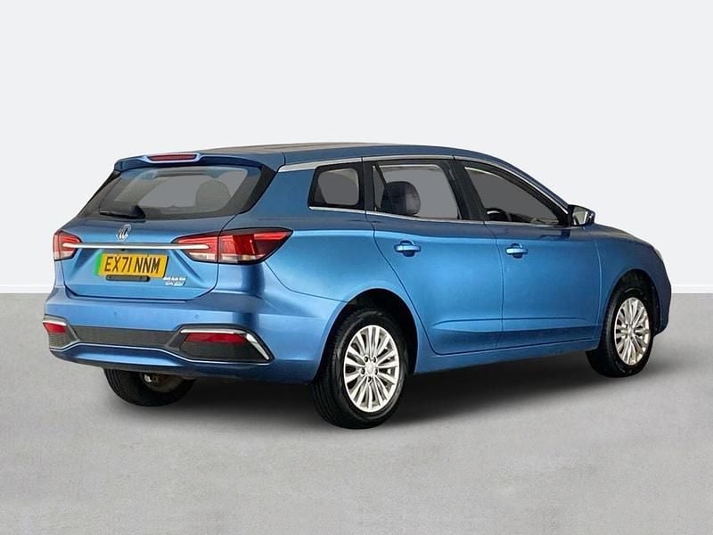 Used MG MG5 EV Excite 114 kW (156 HP) 2021 Blue Estate