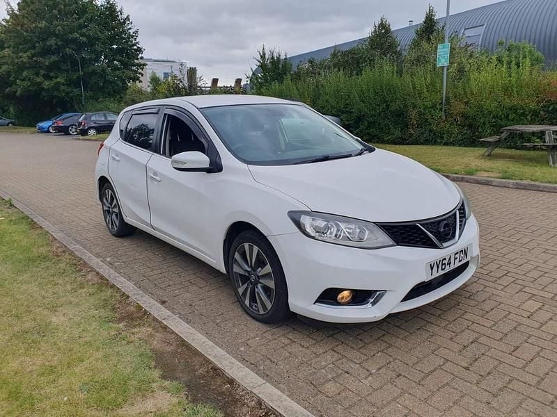 White Used 2014 Nissan Pulsar N-TEC Hatchback | £3,195 (Fair price) - Image 1/4