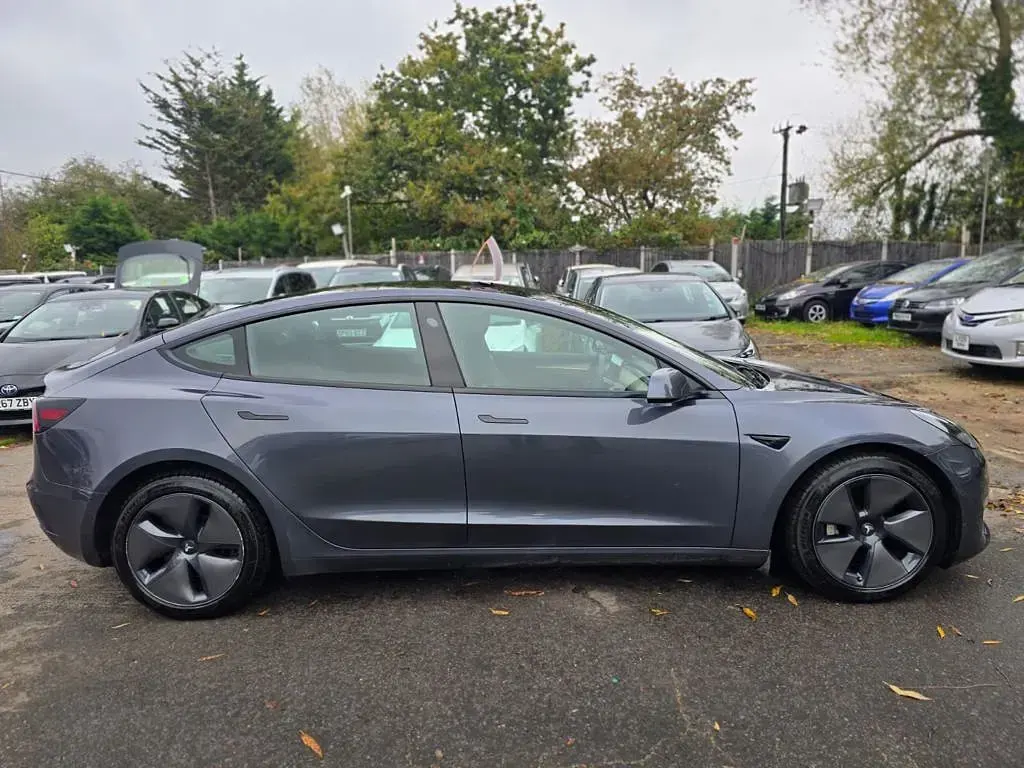 Used Tesla Model 3 Long Range AWD 366 kW (498 HP) 2021 Sedan
