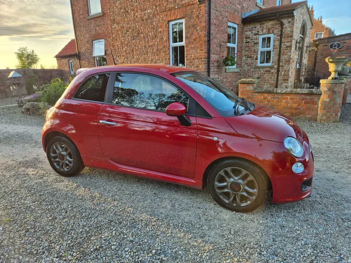 Used Fiat 500 S 105 HP (77 kW) 2015 Red Hatchback