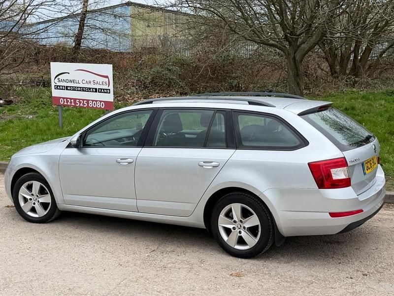 Używany Skoda Octavia SE 2016 Srebrny Hatchback