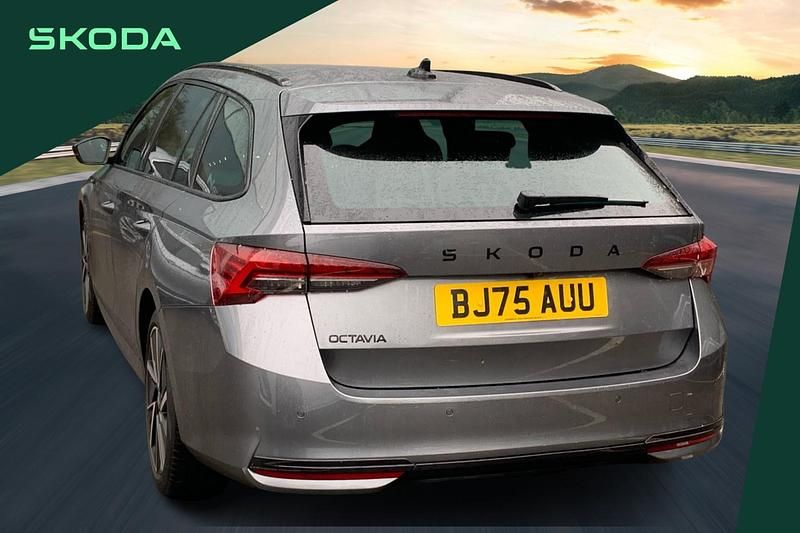 Used Skoda Octavia SportLine 147 HP (108 kW) 2025 Grey Estate