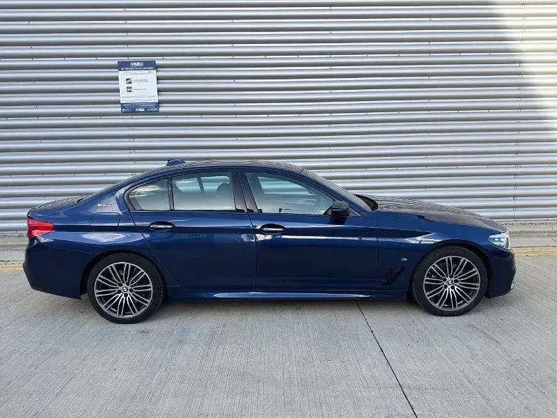 Begagnad BMW 530e M Sport 252 HK (185 kW) 2018 Blå Sedan
