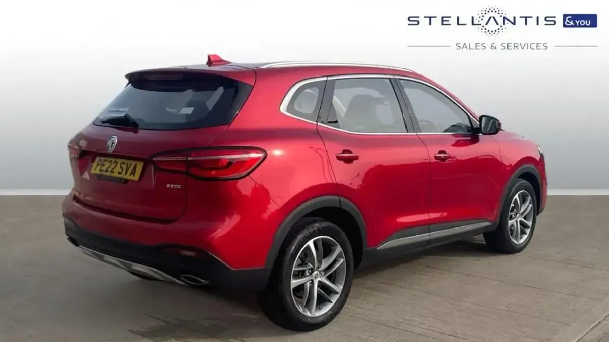 Used MG HS Exclusive 160 HP (117 kW) 2022 Red SUV