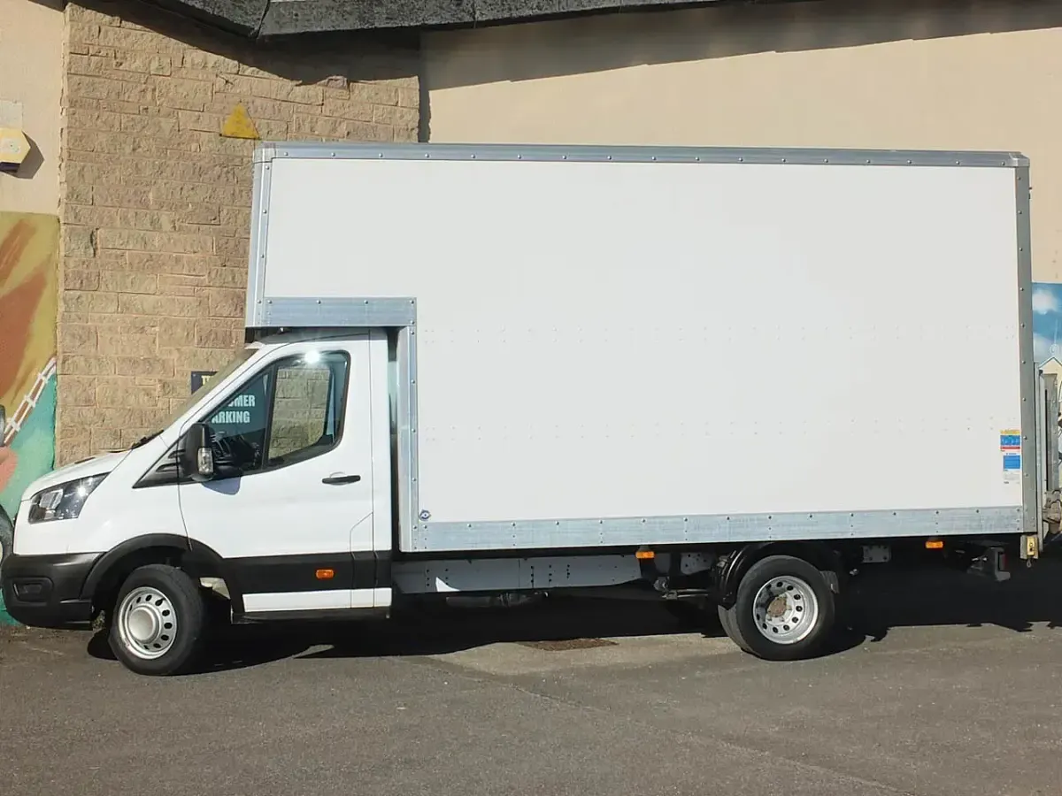 Used Ford Transit 130 HP (95 kW) 2022 White Van