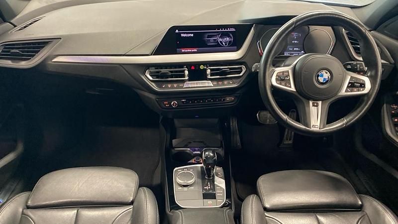 Used BMW 118 M Sport 140 HP (102 kW) 2020 Grey Hatchback