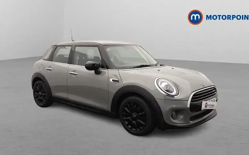Used Mini Cooper Classic 136 HP (100 kW) 2020 Hatchback