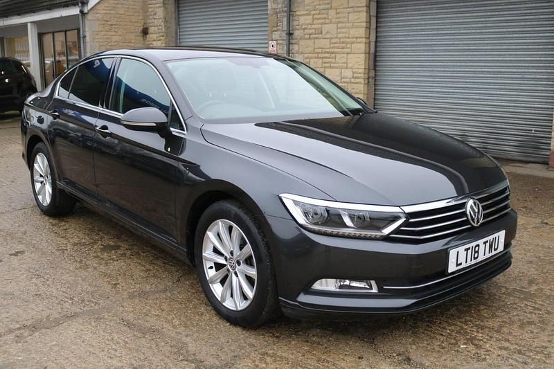 Begagnad VW Passat Business 150 HK (110 kW) 2018 Grå Sedan