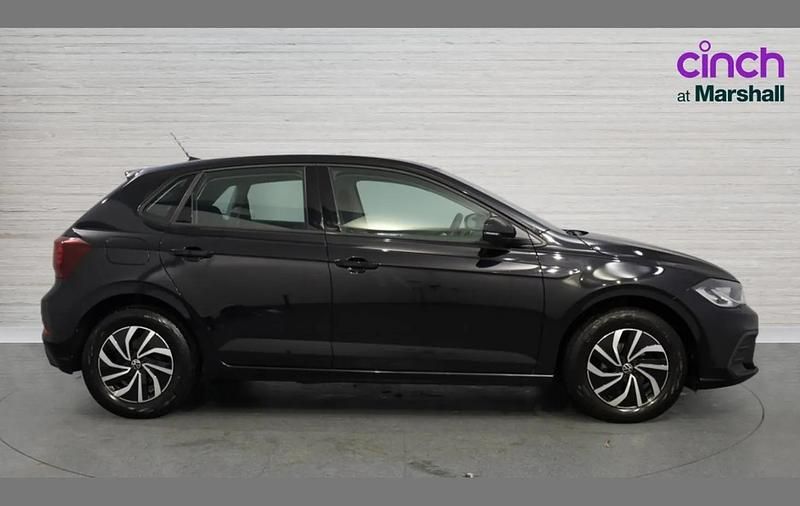 Used VW Polo Life 95 HP (69 kW) 2022 Black Hatchback