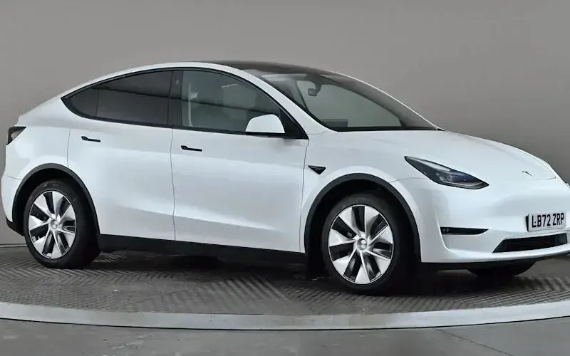 Used Tesla Model Y Long Range AWD 378 kW (514 HP) 2022 SUV