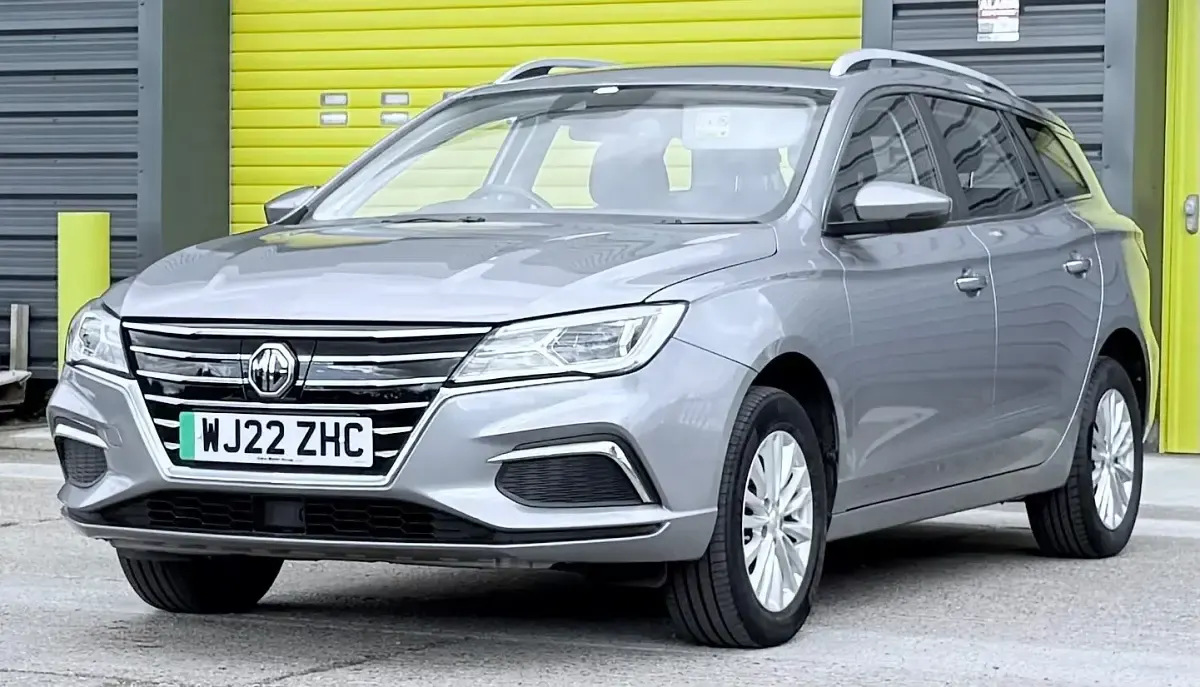 Used MG MG5 EV Exclusive 114 kW (156 HP) 2022 Silver Estate