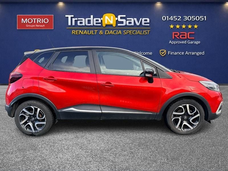 Second-hand Renault Captur Iconic 2018 Roșu SUV