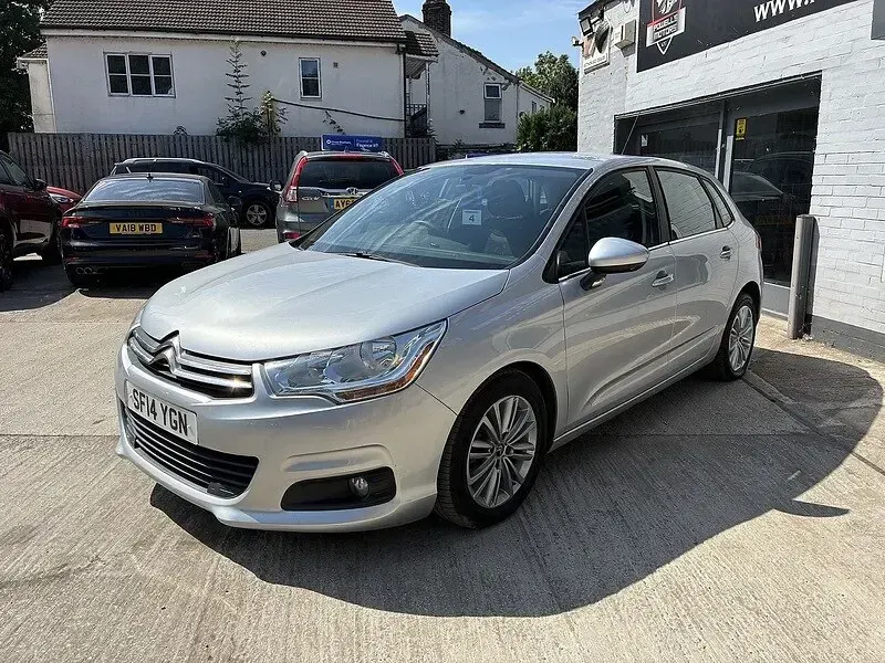Used Citroën C4 VTR Sport 115 HP (84 kW) 2014 Silver Hatchback