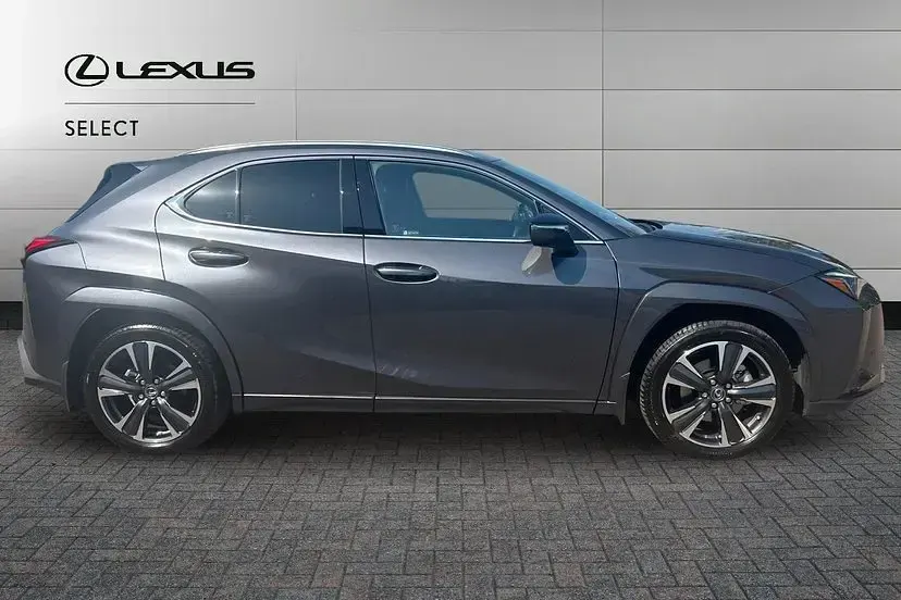 Used Lexus UX 181 HP (133 kW) 2023 Sonic grey SUV
