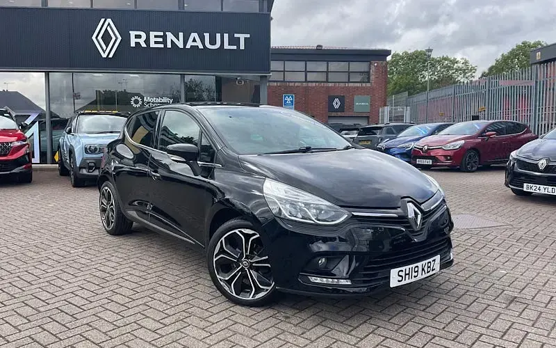 Używany Renault Clio IV Iconic 90 KM (66 kW) 2019 Hatchback