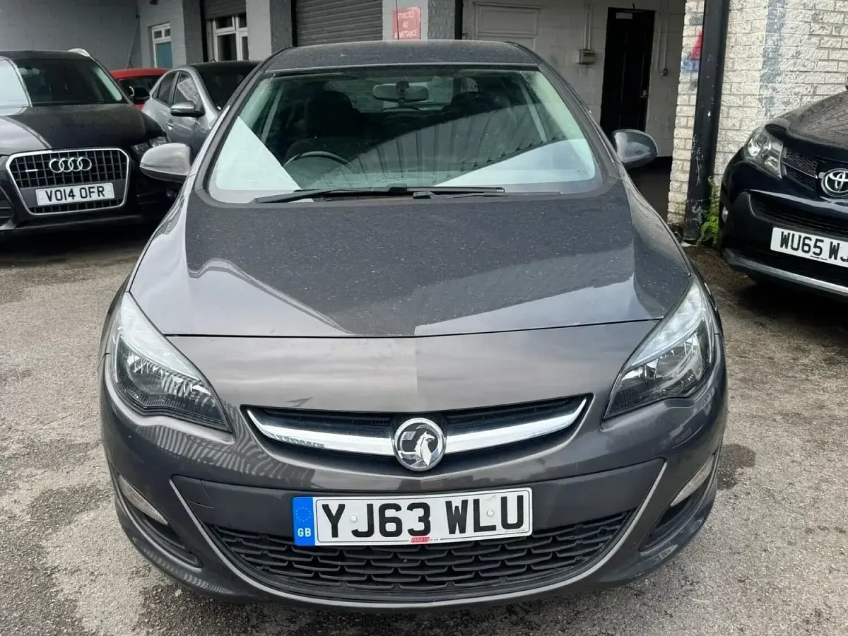 Used Vauxhall Astra 2013 Grey Hatchback