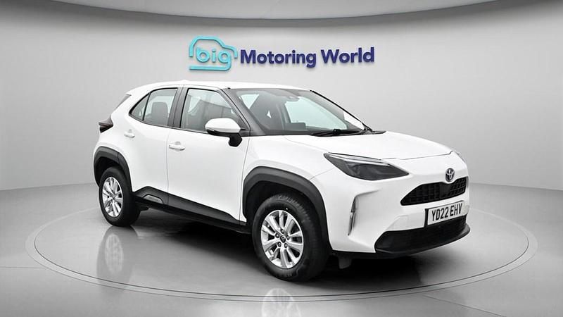 Used Toyota Yaris Cross 116 HP (85 kW) 2022 White SUV