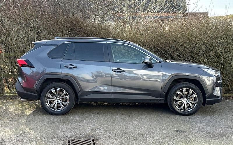 Used Toyota RAV4 Design 218 HP (160 kW) 2025 SUV