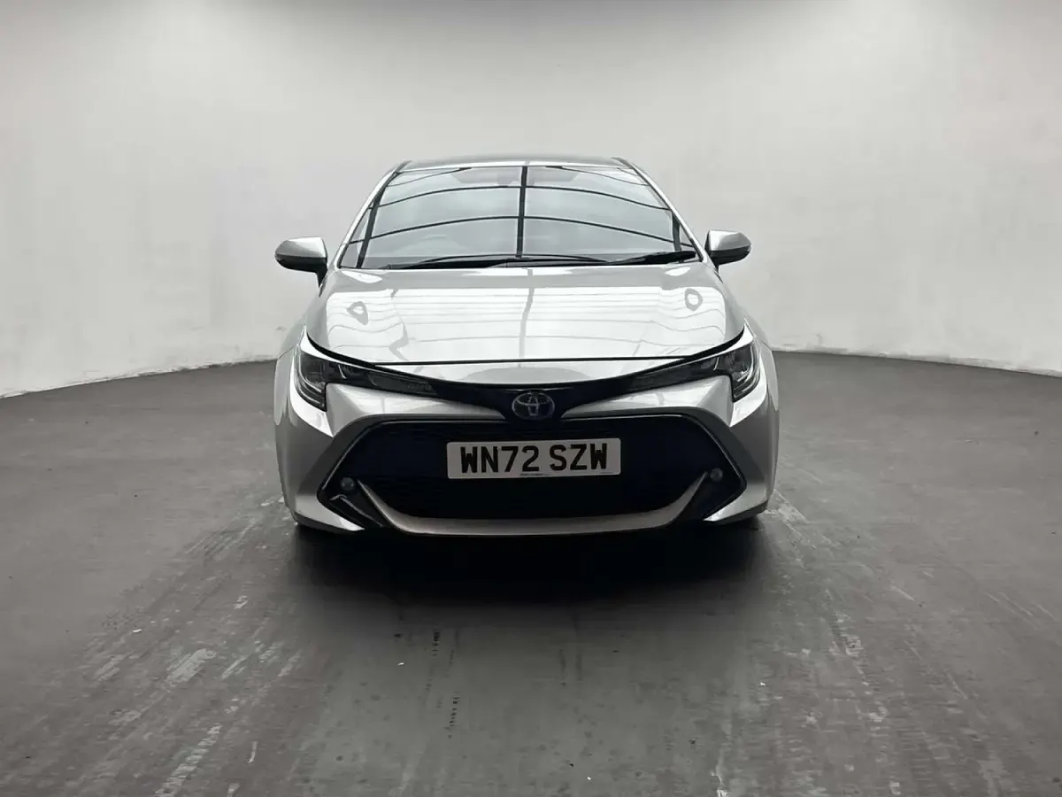 Used Toyota Corolla 2022 Silver Hatchback