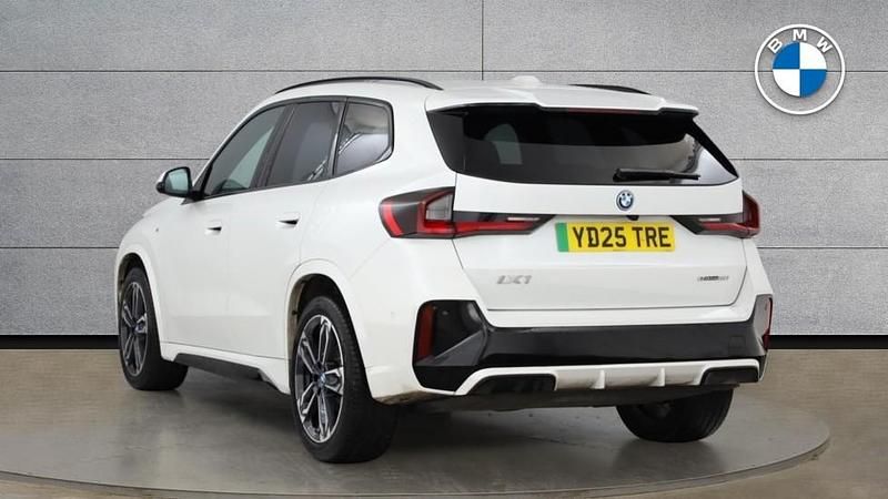 Usado BMW iX1 M Sport 147 kW (201 HP) 2025 Branco SUV