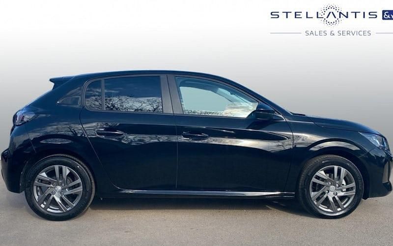 Used Peugeot 208 Active+ 75 HP (55 kW) 2022 Black Hatchback