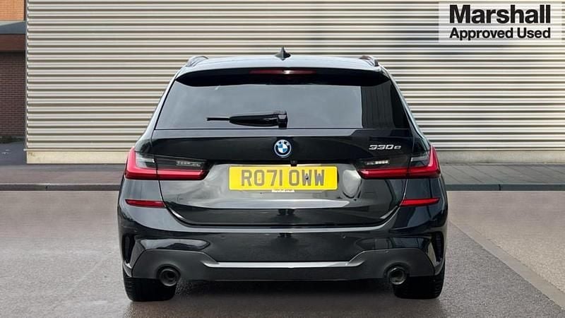 Used BMW 330e M Sport 292 HP (214 kW) 2021 Black Estate