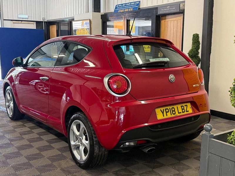 Used Alfa Romeo MiTo 105 HP (77 kW) 2018 Red Hatchback