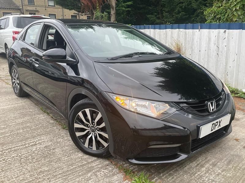 Black Used 2013 Honda Civic SE Hatchback | £3,250 (Super price) - Image 1/4