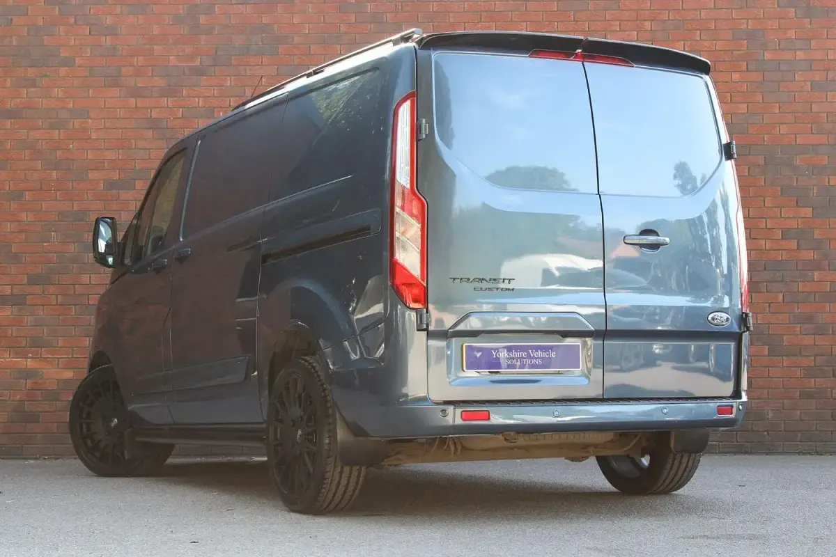 Used Ford Transit Custom S 130 HP (95 kW) 2020 Blue Van