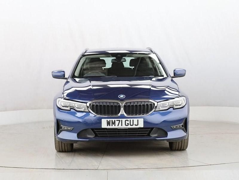 Used BMW 330e Performance 292 HP (214 kW) 2022 Blue Estate