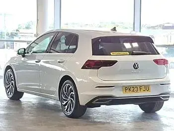 Used VW Golf VIII Edition 150 HP (110 kW) 2023 White Hatchback