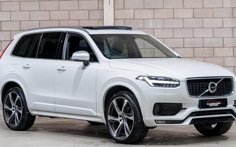 Used Volvo XC90 R-Design Pro 235 HP (172 kW) 2018 White SUV