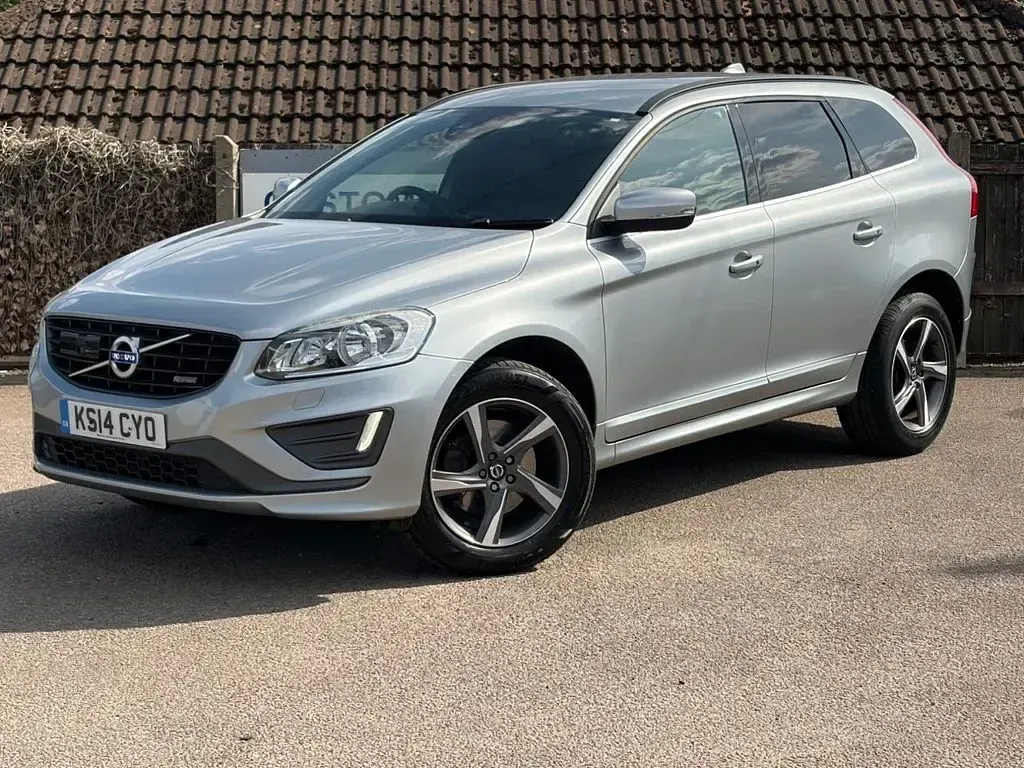 Used Volvo XC60 R-Design 181 HP (133 kW) 2014 Silver SUV